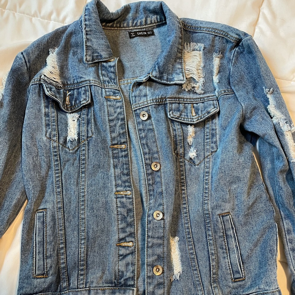 Distressed jean jacket - Picture 2 of 5